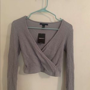 gray long sleeve crop top forever 21